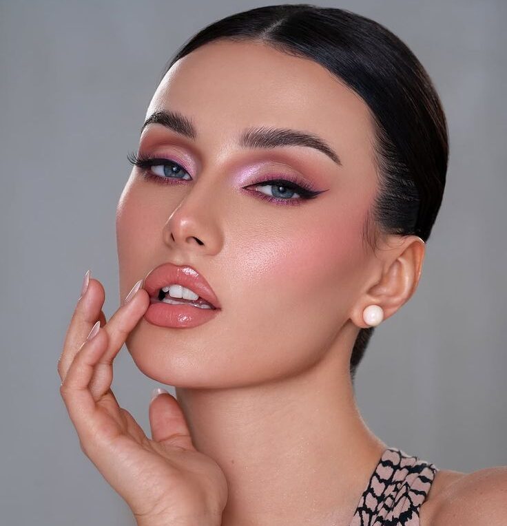 Top Makeup Trends to Try in 2025